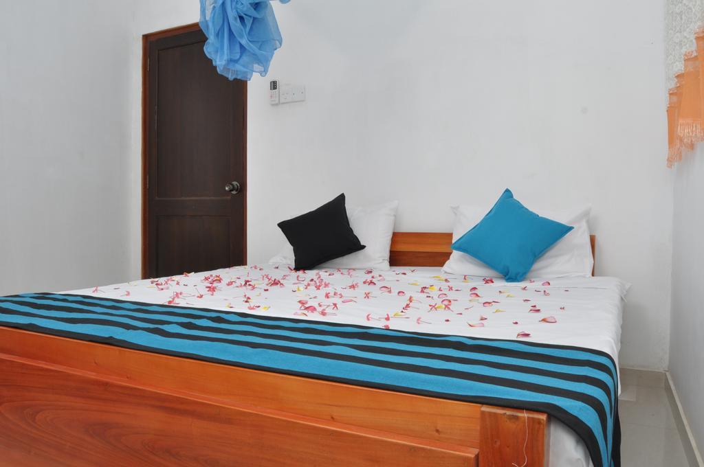 Tms Beach House Negombo Dış mekan fotoğraf