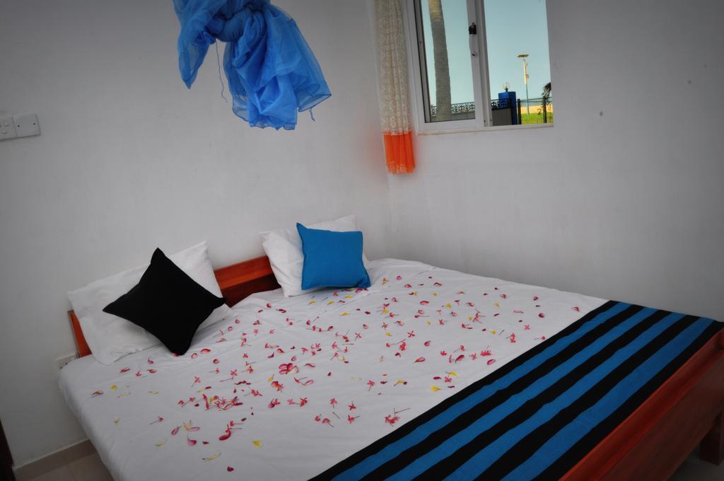 Tms Beach House Negombo Dış mekan fotoğraf
