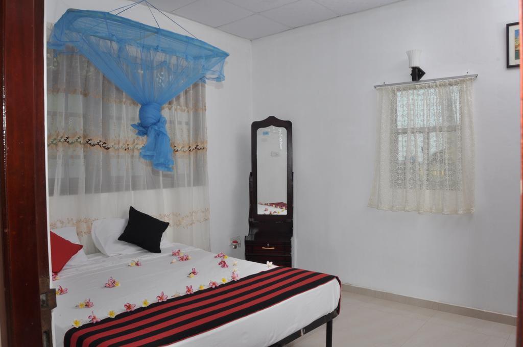 Tms Beach House Negombo Dış mekan fotoğraf